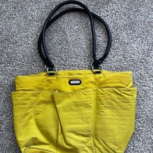 Baggallini tote